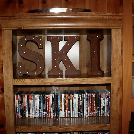 Daire La Moussiere *